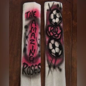 NEW Kids size soccer socks! Air brushed Amazing Roses (Hot pink/black) 🌹⚽️